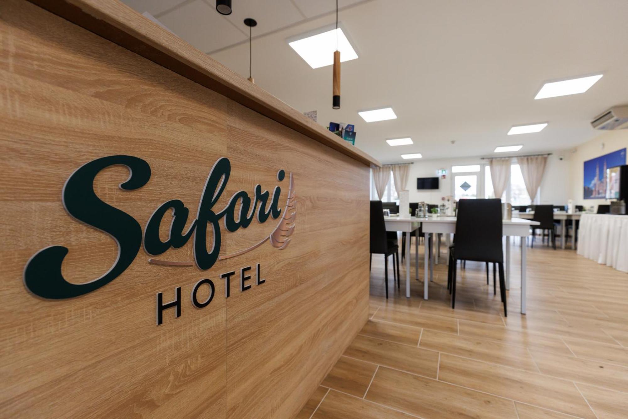 Safari Hotel Szeged Exterior foto