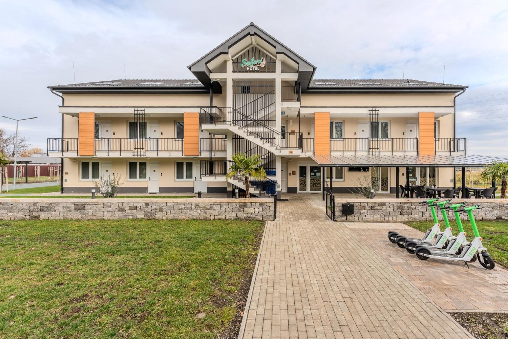 Safari Hotel Szeged Exterior foto